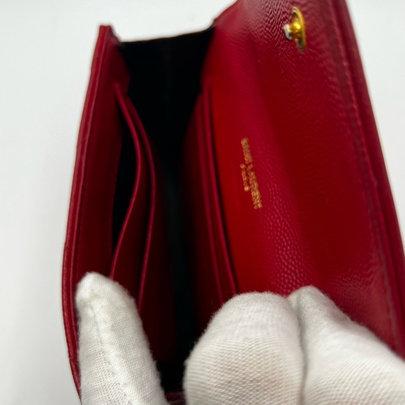 GUC Yves Saint Laurent Red Compact Wallet - Picture 5 of 5